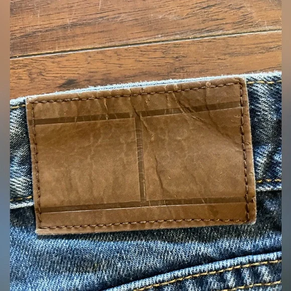 Men’s Tommy Hilfiger jeans - Picture 3 of 5